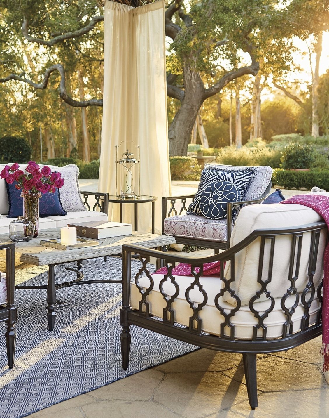 Luxury Outdoor Piece 1